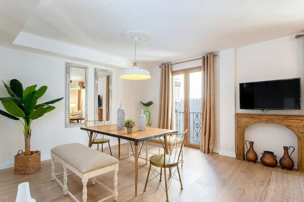 Cozy House with a Terrace Located in the Albaicín. Alhacaba