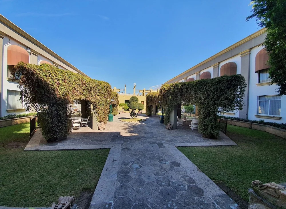 Ne Hotel Nueva Estancia