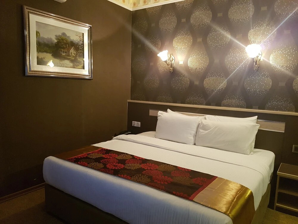 De Kpmj Boutique Hotel