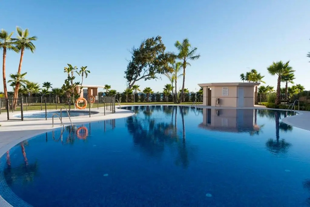 Luxury Beach Front Penthouse with own pool.BP9