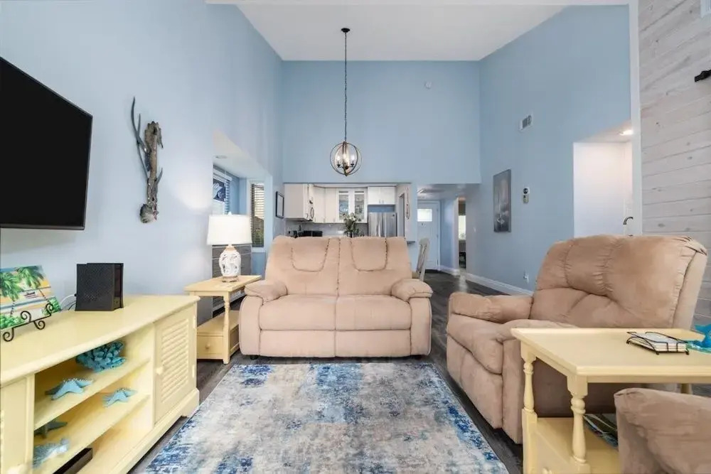 Beautifully Decorated Townhome In Sugar Mill Nsb 2 Bedroom Townhouse