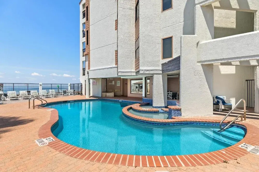 Quiet Bayfront Condo w/ Boat Slips & Fishing Pier!