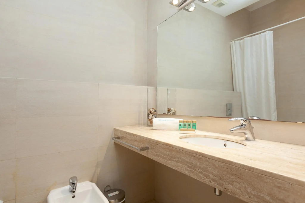 GAUDIR 5 · Bright & centric apart. next to Passeig de Gracia