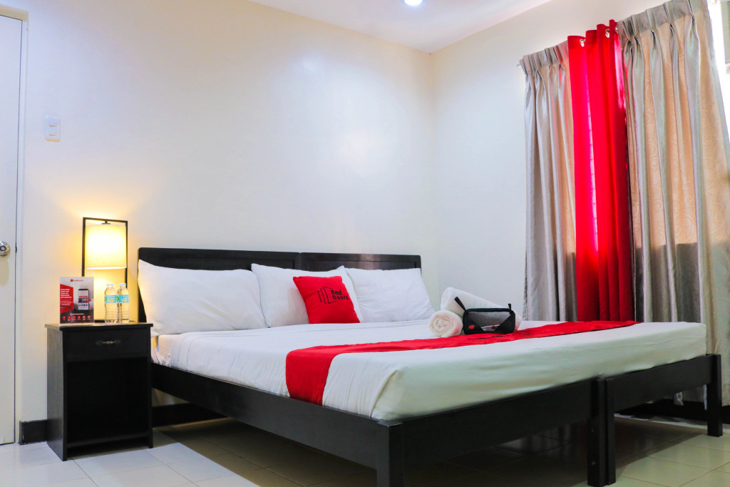 RedDoorz Plus at Strawberry Residences Mabolo Cebu FORMER RedDoorz Plus at Mabolo Cebu