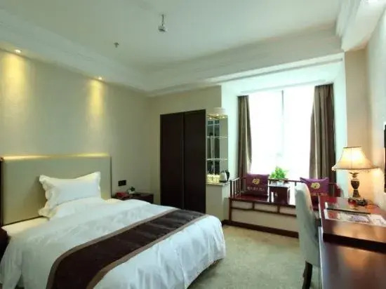 Huaggang Deerfu Yiaihu Hotel