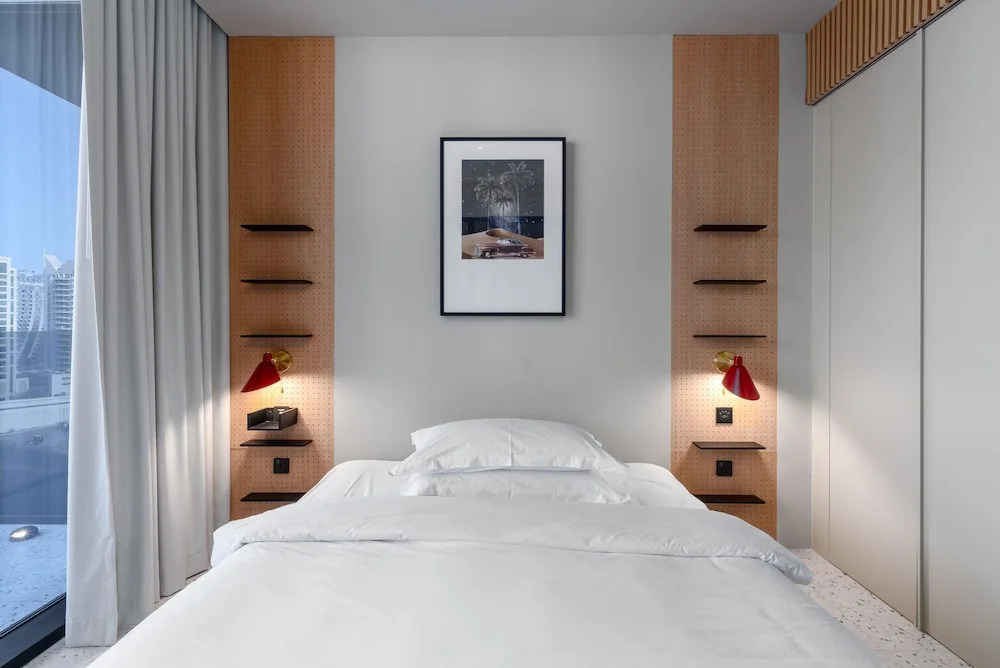 Modern Comfort 1BR w Burj Khalifa View