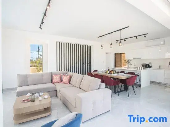 4 Bedroom Villa in Protaras Center - Protaras Vie Bleu Villa Vb3