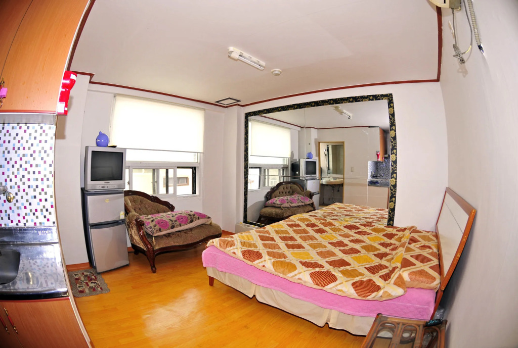 Hwaseong Guesthouse