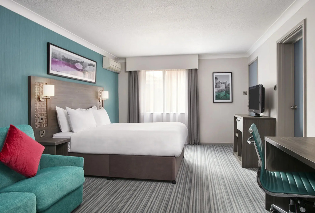 Leonardo Hotel East Midlands Airport - On-Site
