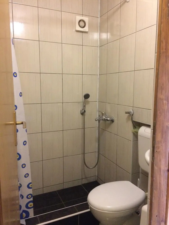 Haris Youth Hostel