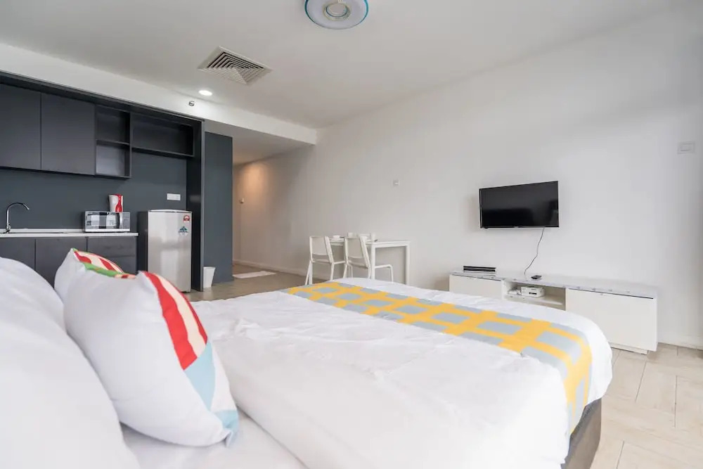 OYO Home 43951 Fair  Studio Empire City Marriot