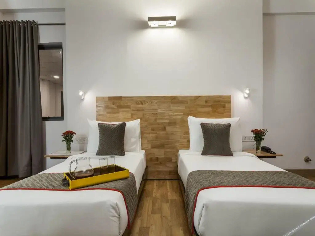12 th Avenue-A Suite Hotel