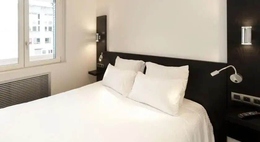 Lafayette Premium