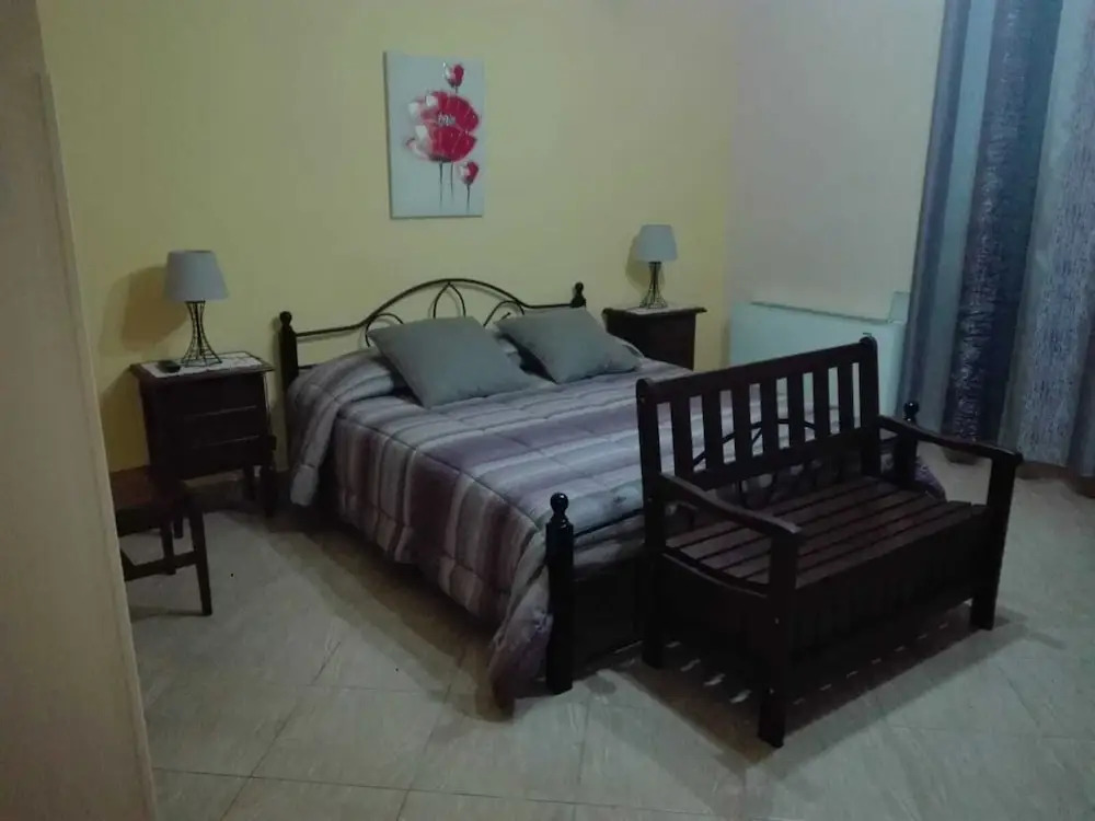 THE BEST ROOMS & APARTMENTS - Parcheggia gratis sotto casa ed entra