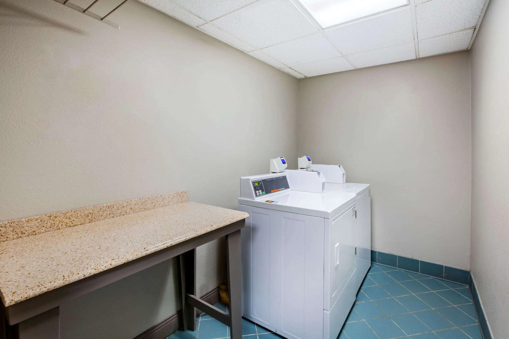 La Quinta by Wyndham Houston Baytown East