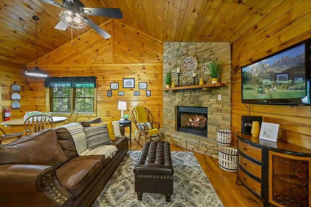 Location Log Cabin Hot Tub Fireplace Pool Fishing