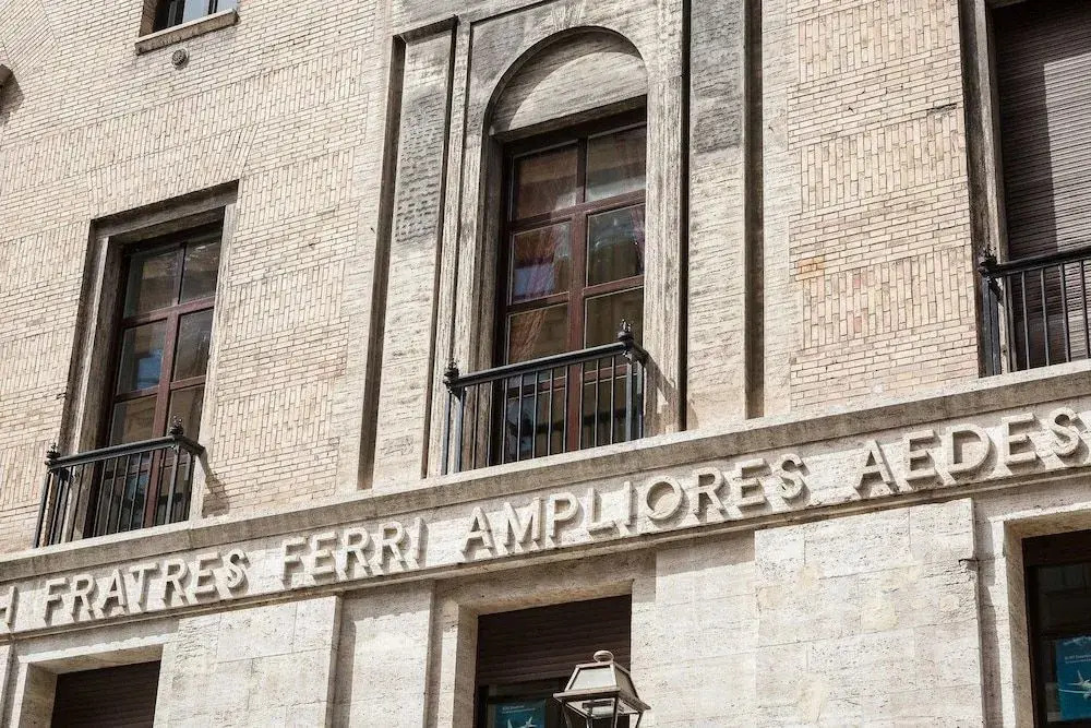 Prestigious Apartments Via Barberini