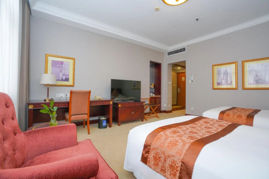 Отель Broadway Mansions Shanghai