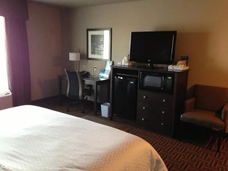 Astoria Hotel & Suites