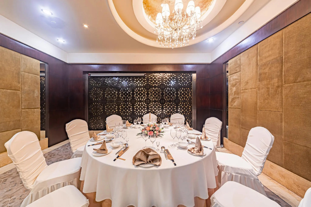 Rezen Kingtown Hotel (Chongqing Guanyinqiao)