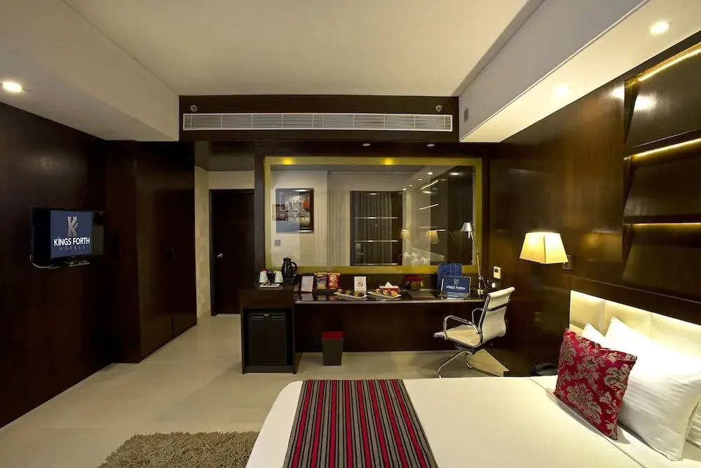 Kings Forth Hotels