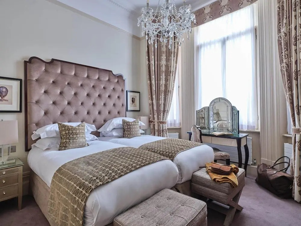 Sloane Club Hotel