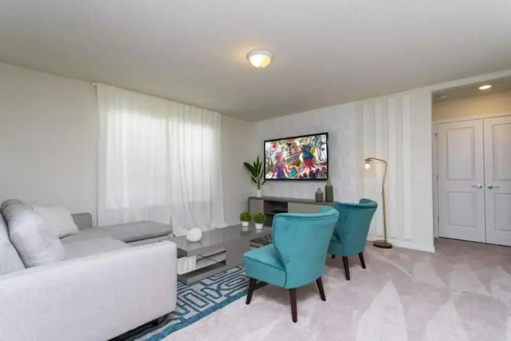 1807 Amazing brand new house