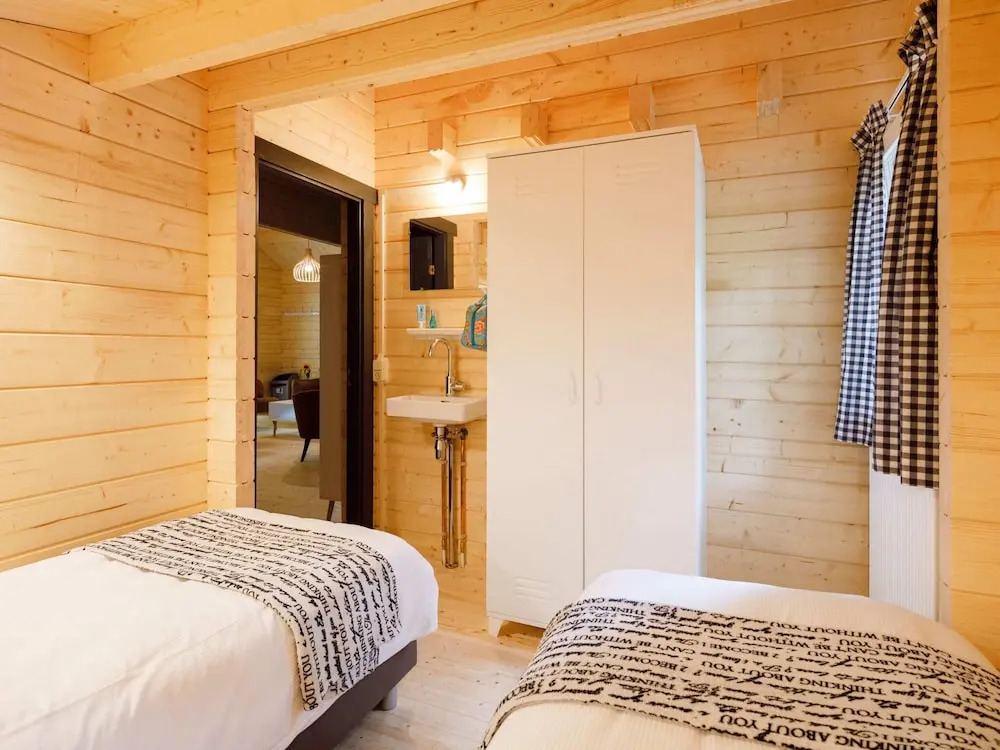 Relaxing Chalet w/ Garden
