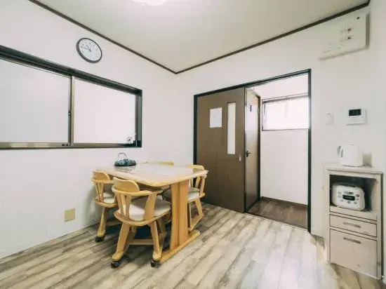 Fortune House Momodani2-3-24