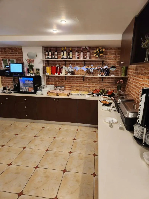 Elizeu Hotel