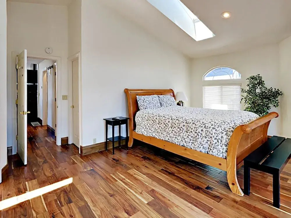 2027 Garmish Home - 3 Br home by RedAwning