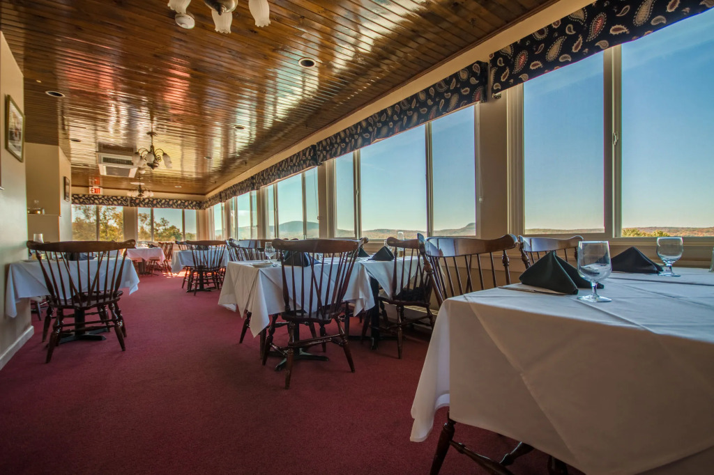 The Lucerne Inn