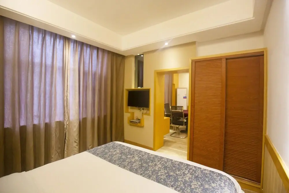 Zhangjiajie Heyday Hotel