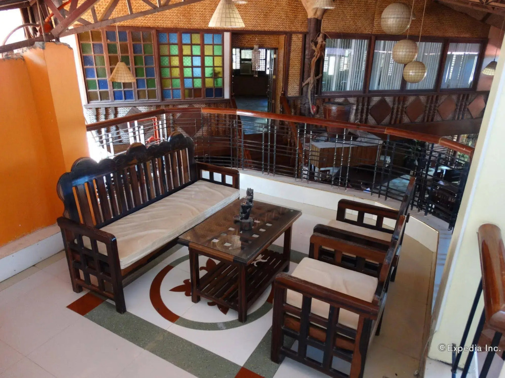OYO 621 De Loro Inn