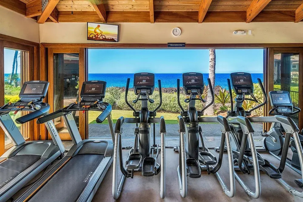 3 Bedroom Condo with Lanai, Grill, and Access to Recreational Facilities