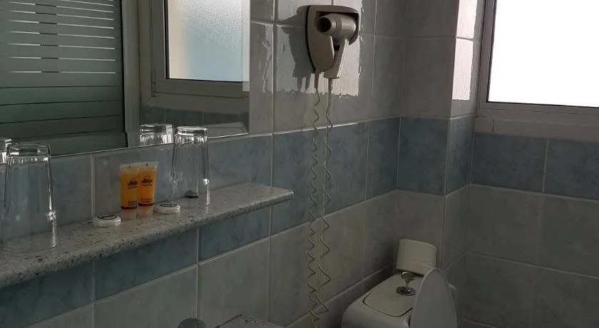 Xenia Hotel Drama