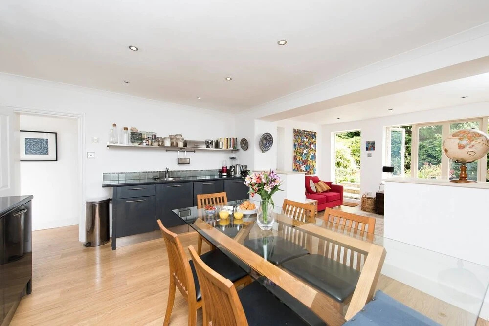 Charming 2BR garden flat in Clapham