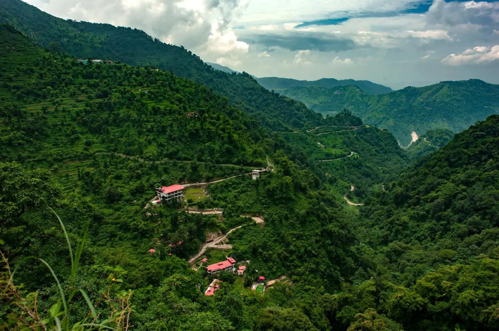 Haut Monde Hill Stream Resort