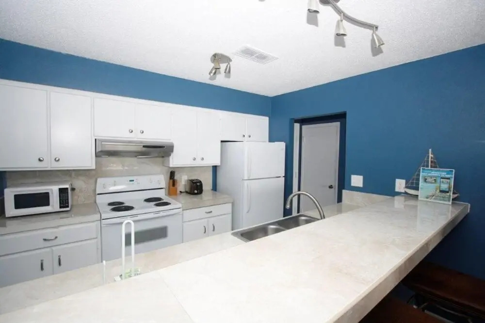 Tradewinds Condominiums #33 by Destin Getaways