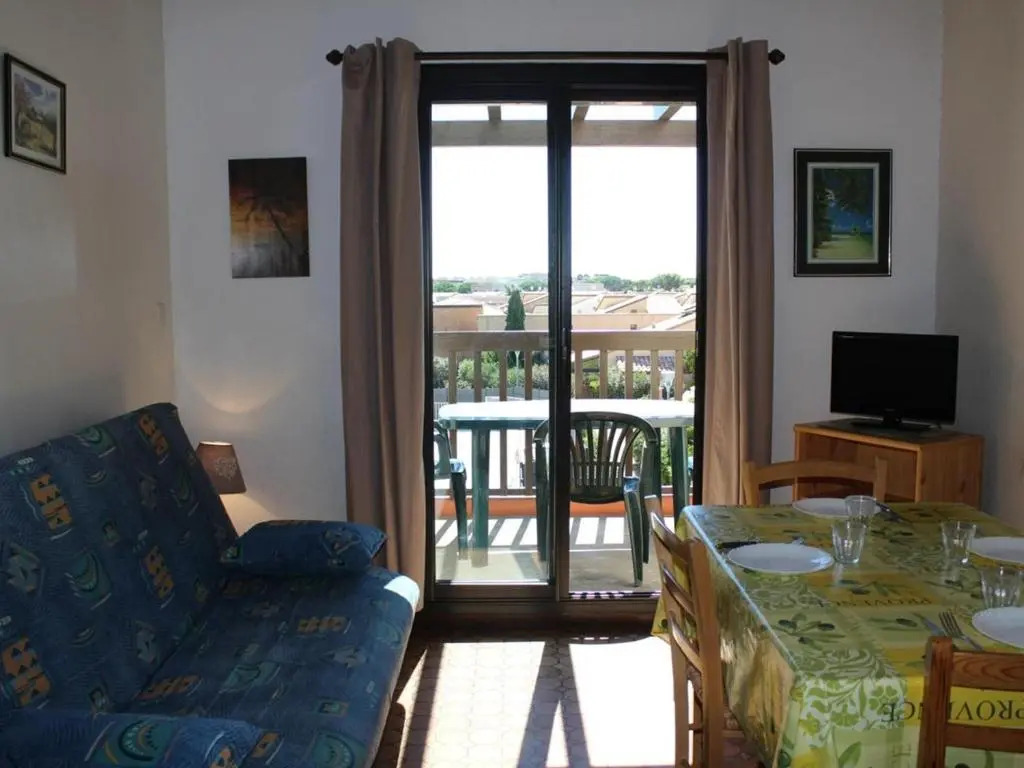 Appartement Gruissan, 2 pièces, 6 personnes - FR-1-229-57