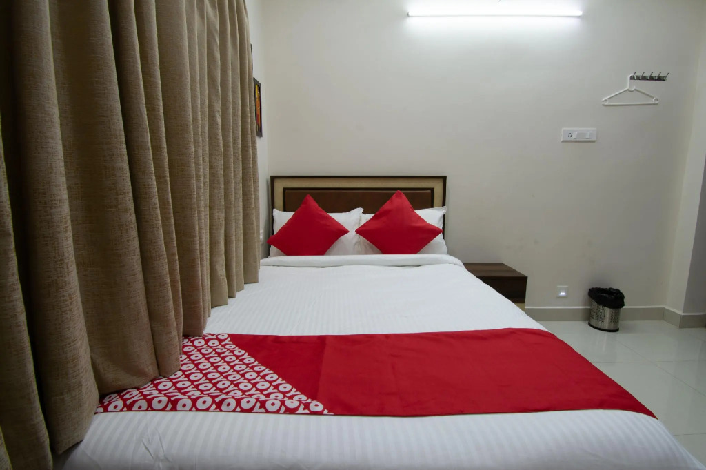 OYO 46991 Sk7 Service Apartments