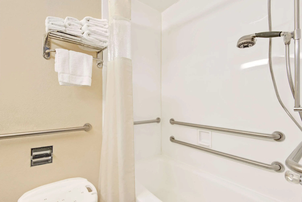 Days Inn by Wyndham Washington