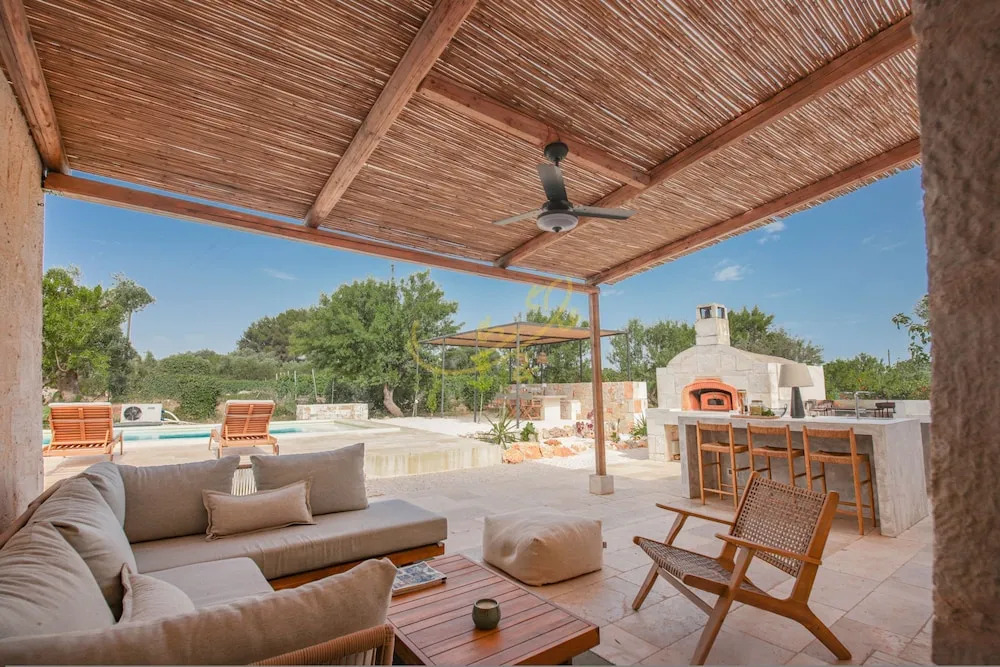 TD Trullo Titiro w Wine Cellar Vineyard Pool
