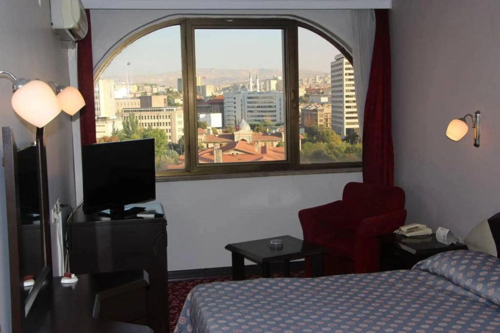 Akyuz Hotel