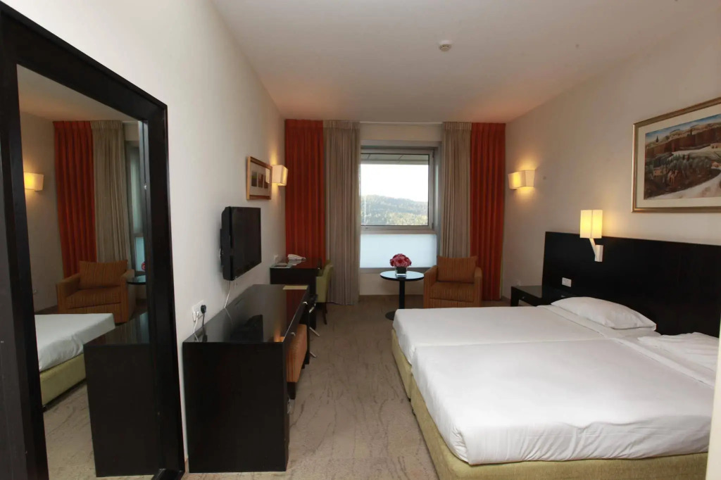 Ein Kerem Hotel