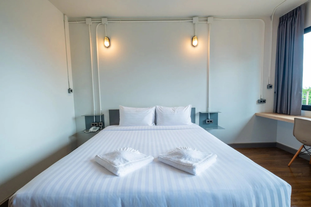 S.22 Hotel Suratthani
