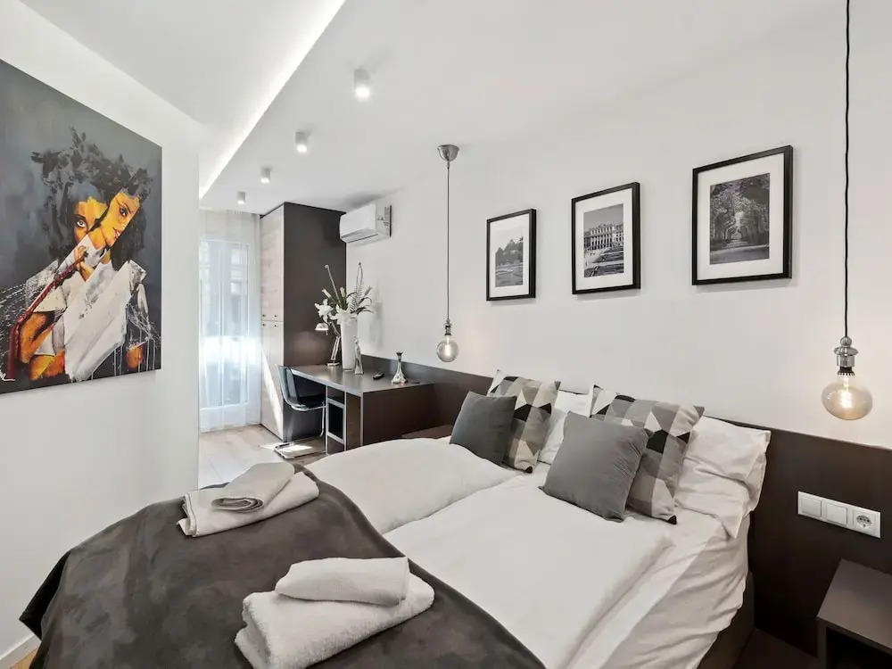 SKY9 Apartments District 6