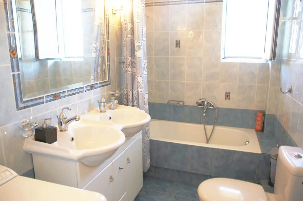 Schinias Bright Spacious Maisonette-panoramic View