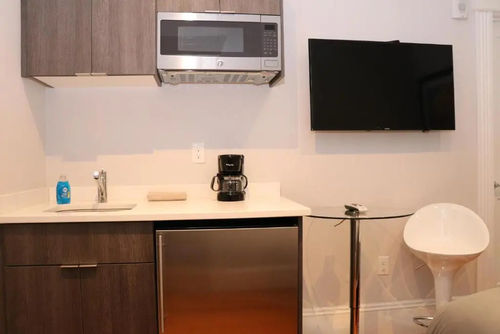 A Stylish Stay w/ a Queen Bed, Heated Floors.. #36