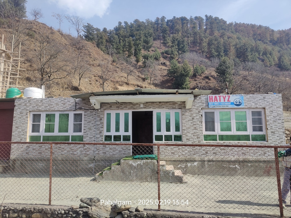 HATYZ Guest House